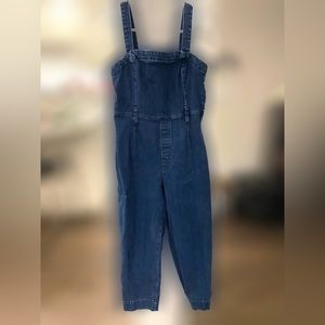 Size M overalls